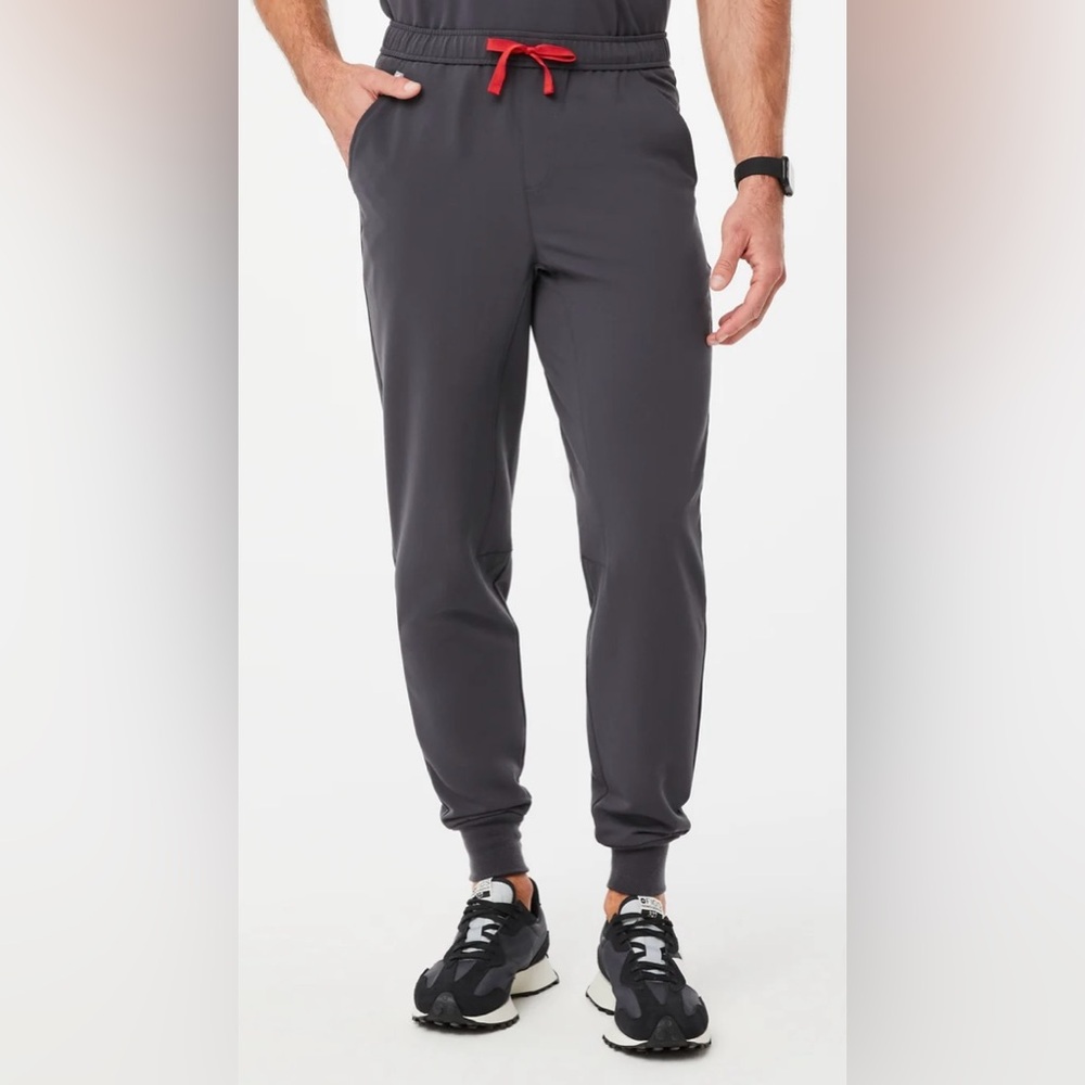 FIGS Tansen Jogger Scrub Pants in Charcoal! Size M, Like New!